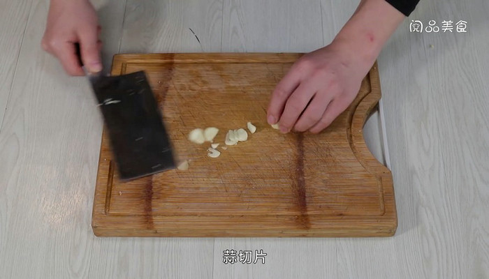 蘑菇豆腐豆芽怎么炒 蘑菇豆腐豆芽的做法
