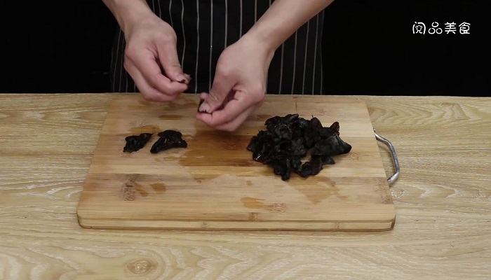 黑木耳烩豆腐怎么做 黑木耳烩豆腐做法