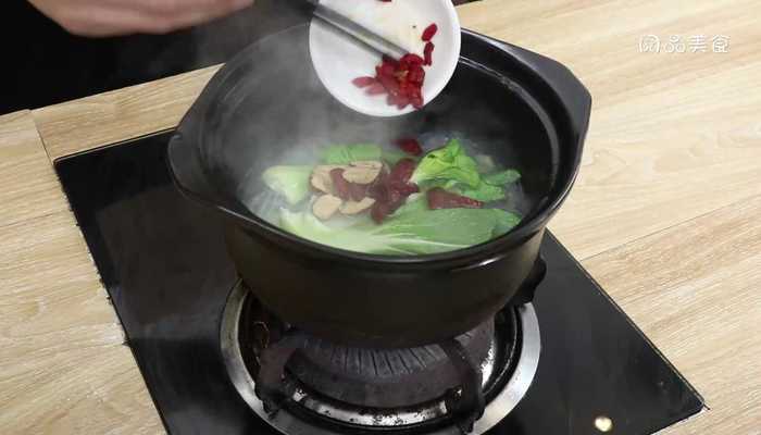 牛肉粿条汤怎么做 牛肉粿条汤怎么做好吃