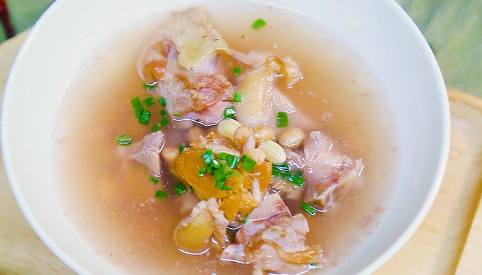 猪蹄催奶汤的做法 猪蹄催奶汤怎么做