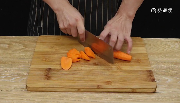 胡萝卜牛骨汤怎么做好吃 牛骨汤的做法