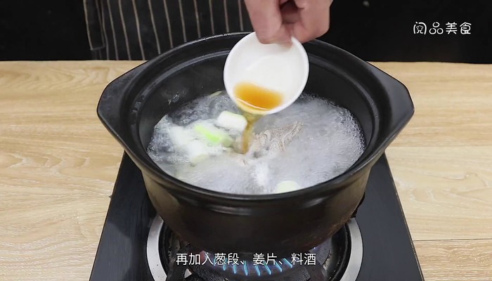 胡萝卜牛骨汤怎么做好吃 牛骨汤的做法
