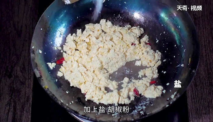 鸡刨豆腐怎么做 鸡刨豆腐的做法