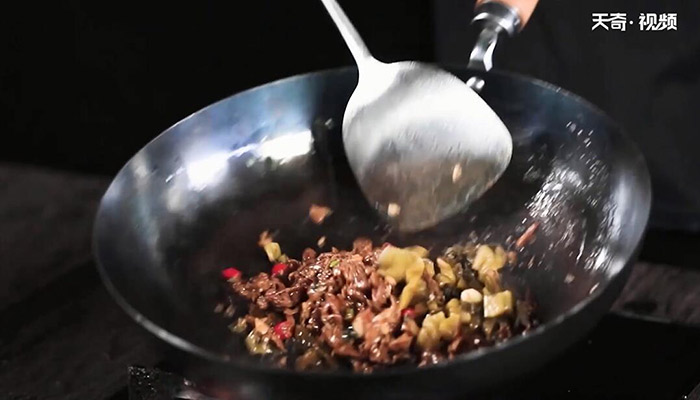 酸菜苕粉炒肉丝的做法 酸菜苕粉炒肉丝怎么做