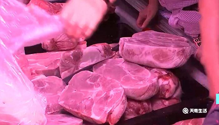 春节前9批中央储备冻猪肉投放市场
