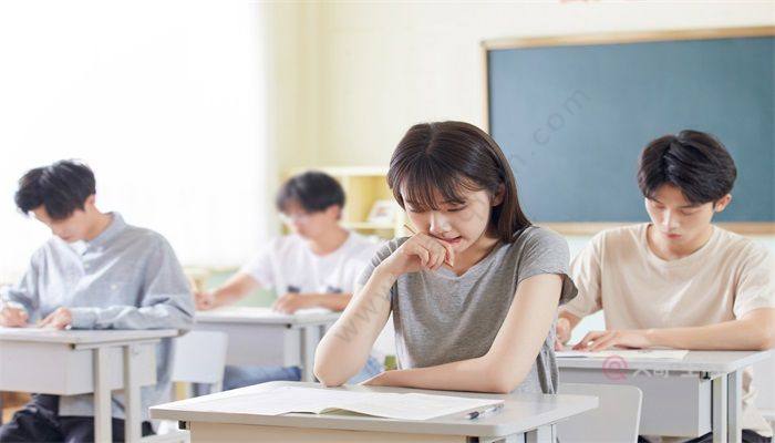 大学挂科有什么影响