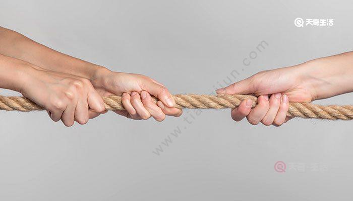 哪项比赛是往后跑的