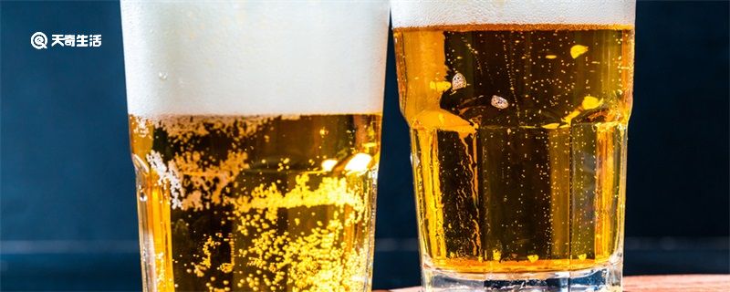 用吸管喝啤酒容易醉吗