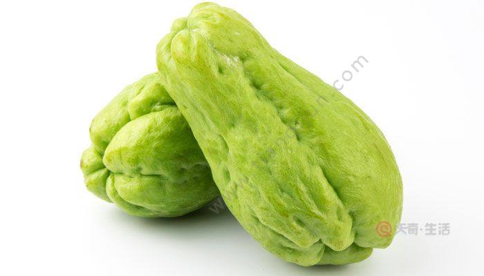 正文   佛手瓜清脆多汁,味美可口,营养价值较高,既可做菜,又能当水果