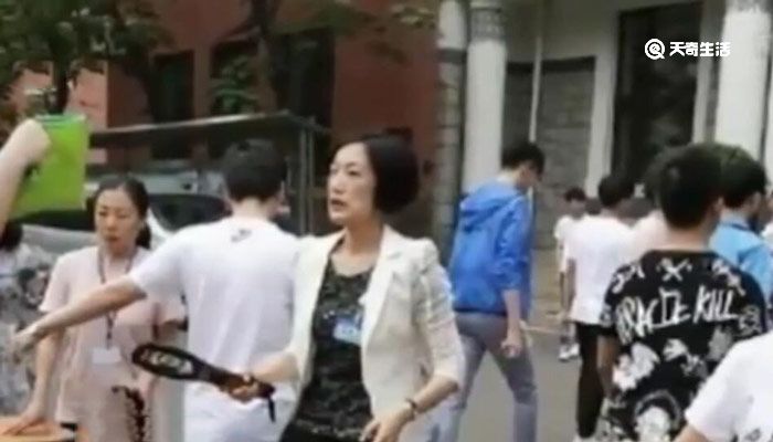 教育部通报湖北高考生作弊细节:将手机藏于薄衣内带入