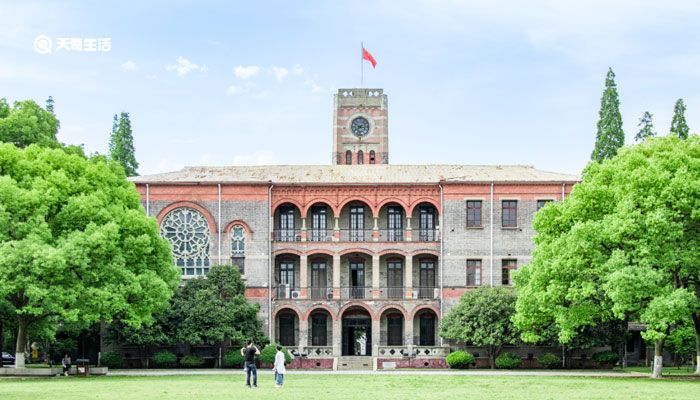 广东财经大学是几本