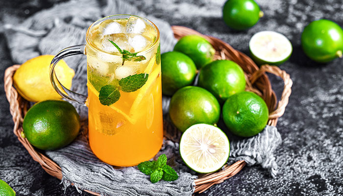 柠檬蜂蜜水的作用与功效与作用 柠檬蜂蜜水的功效