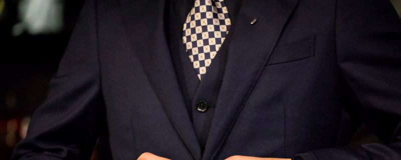 领带的打法步骤是什么 领带的打法