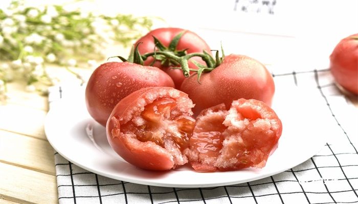 没成熟的青西红柿能吃吗