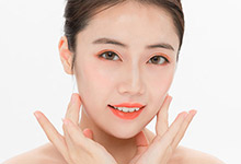 先用水还是精华液 水和精华液的使用顺序