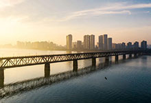 钱塘江大桥是谁设计的中国 钱塘江大桥是由谁主持设计的