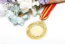 奥运冠军的金牌主要材料是什么