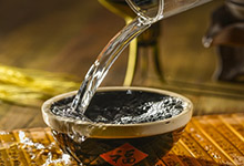 雄黄酒是黄酒吗 雄黄酒是不是黄酒