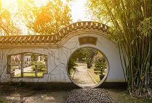 千磨万击还坚劲任尔东西南北风意思