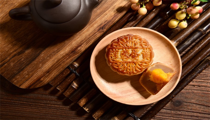 中秋节吃月饼的习俗