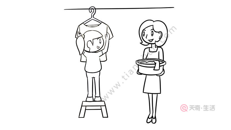 我帮妈妈晾衣服简笔画步骤 我帮妈妈晾衣服简笔画怎么画 天奇生活