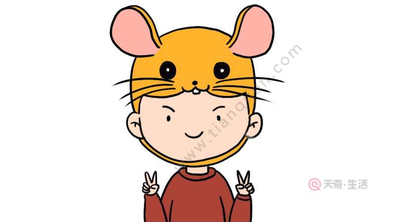 1,先画出小男孩的脸型和耳朵,头上画一顶老鼠帽子.