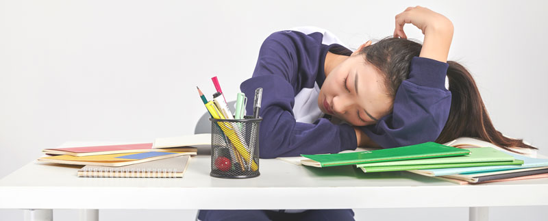 中学生睡眠时间要保证几小时