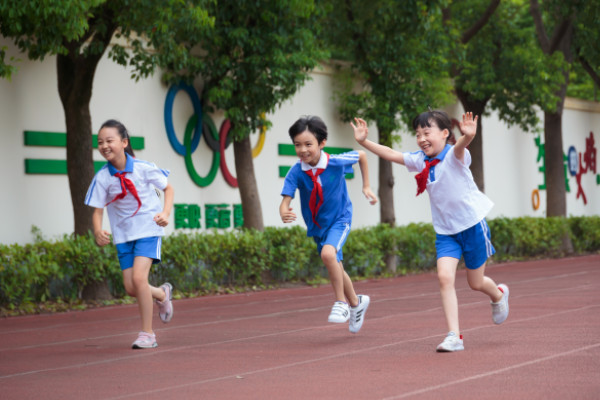 6岁儿童跑步锻炼距离  
