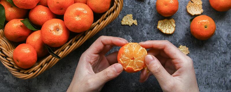 橘子不能和什么一起吃
