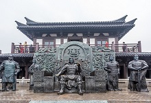 项羽不肯过江东的故事 项羽不肯过江东的故事是什么