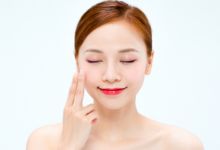 有粉刺可以化妝嗎 有粉刺應(yīng)該如何選擇化妝品