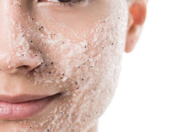 磨砂洗面奶伤害皮肤吗