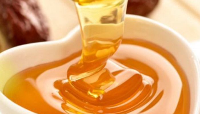 长期喝蜂蜜水能淡斑吗
