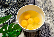 一天吃五个鸡蛋会怎样 鸡蛋吃多的危害