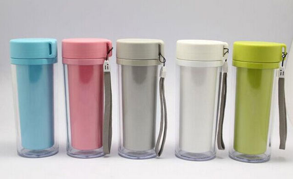 pc塑料杯子喝热水有害吗