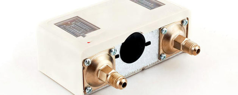 水泵压力控制器怎么调节