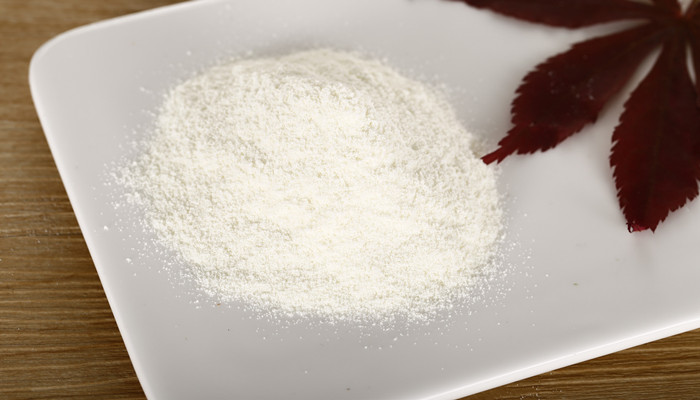 全脂奶粉和脱脂奶粉有哪些区别 全脂奶粉和脱脂奶粉的区别