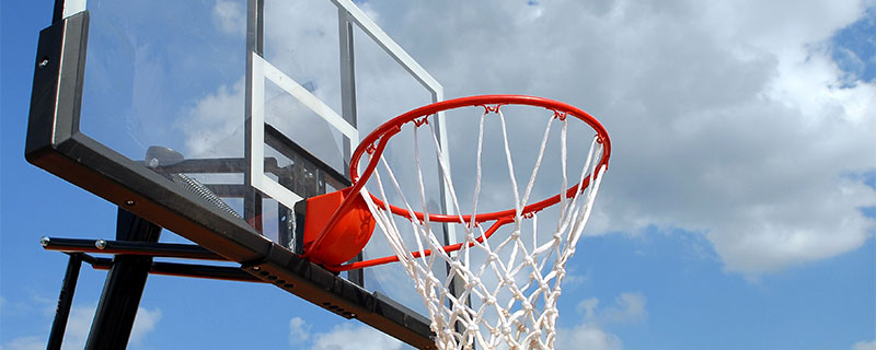 标准篮球场尺寸 标准篮球场尺寸是多少