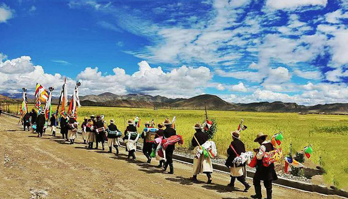 藏族的生活风俗 藏族的生活风俗是什么