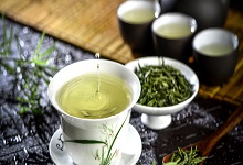 长期喝竹叶茶有危害吗 竹叶茶喝多了会怎么样