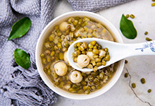 喝绿豆汤有什么好处 绿豆汤的功效
