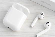 airpods2充電盒指示燈 airpods2充電盒指示燈在哪