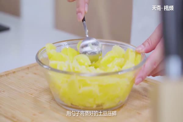 土豆泥怎么做好吃 土豆泥的做法