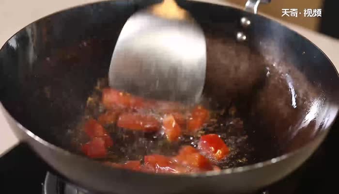番茄土豆焖面的做法 番茄土豆焖面怎么做