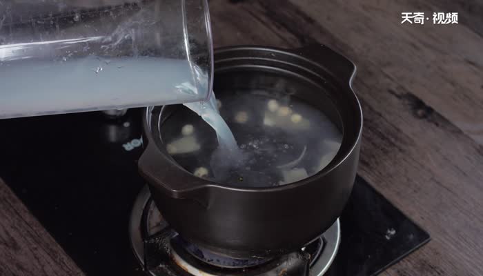 竹荪莲子丝瓜汤的做法 丝瓜汤的做法