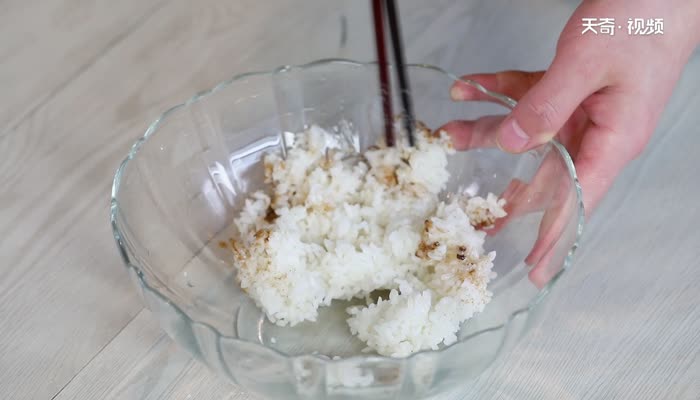 剩米饭怎么快速做锅巴 怎么做锅巴