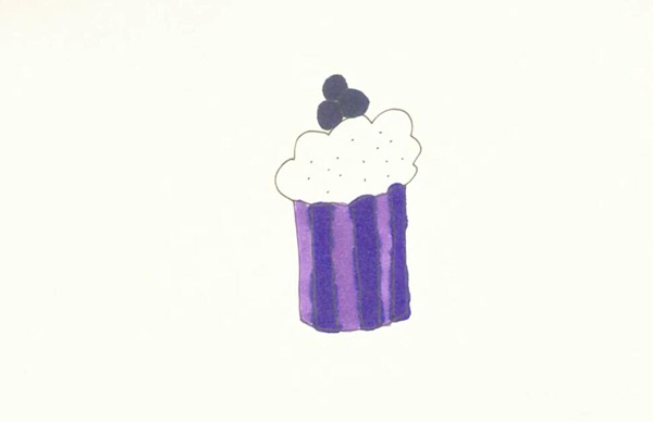 蓝莓蛋糕简笔画