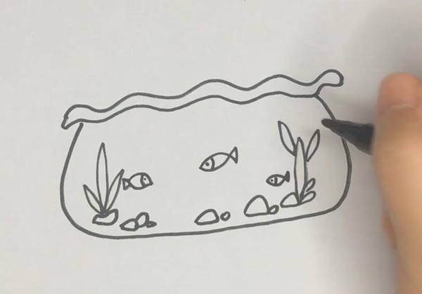 鱼缸的简笔画 鱼缸儿童简笔画彩色