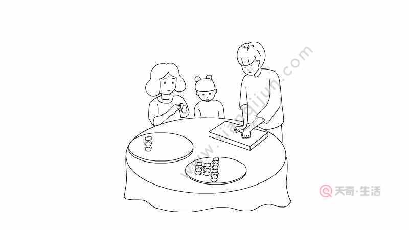 一家人包饺子绘画图片